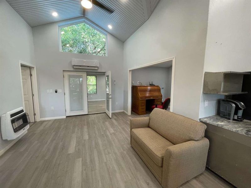 Furnished interior view inside a new home in , Wichita Falls (Image 6).