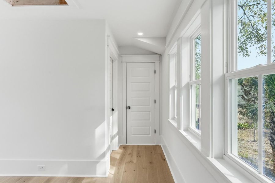 Spacious, unfurnished interior of a new home in , Mount Pleasant (Image 47).