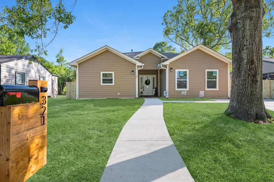 Attention to detail: Even the Mailbox is custom made with solar lights. Don't miss out. Make your appointment today to see this home in person!