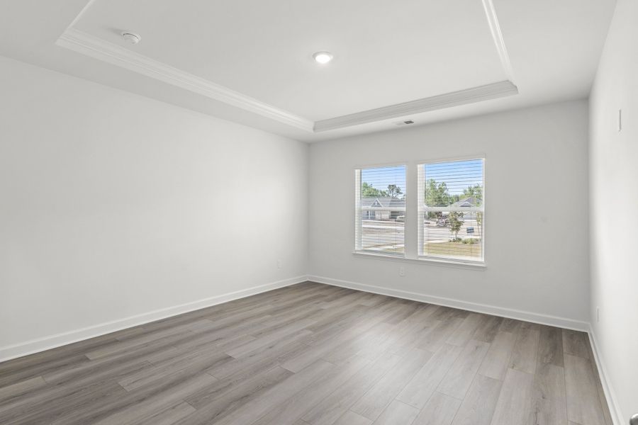 Spacious, unfurnished interior of a new home in Palmetto Place, Longs (Image 13).