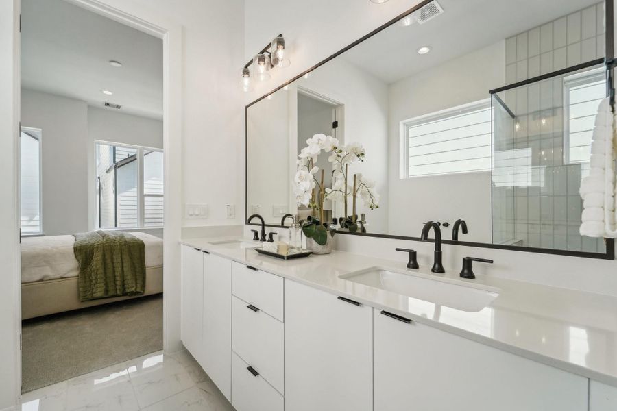 Photos show similar floor plan & alternative finishes from the previous development. Selections may vary.