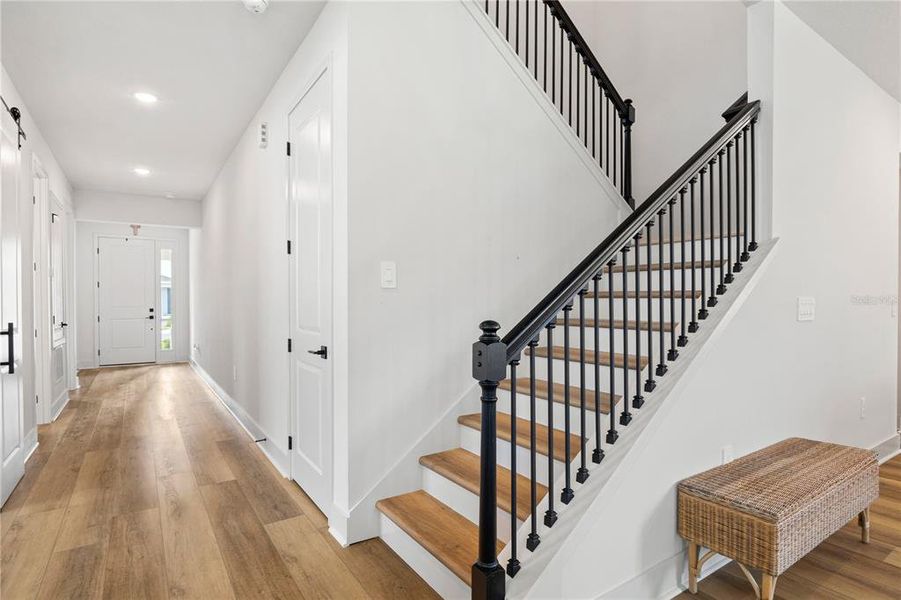 Spacious, unfurnished interior of a new home in Summerlake Reserve, Winter Garden (Image 22). Spacious, unfurnished interior of a new home in Summerlake Reserve, Winter Garden (Image 22).