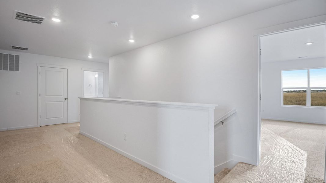 Spacious, unfurnished interior of a new home in Vista Meadows, Fort Lupton (Image 17). Spacious, unfurnished interior of a new home in Vista Meadows, Fort Lupton (Image 17).