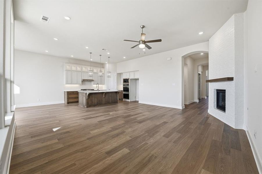 Spacious, unfurnished interior of a new home in Wildflower Ranch: 60ft. lots, Dish (Image 20).