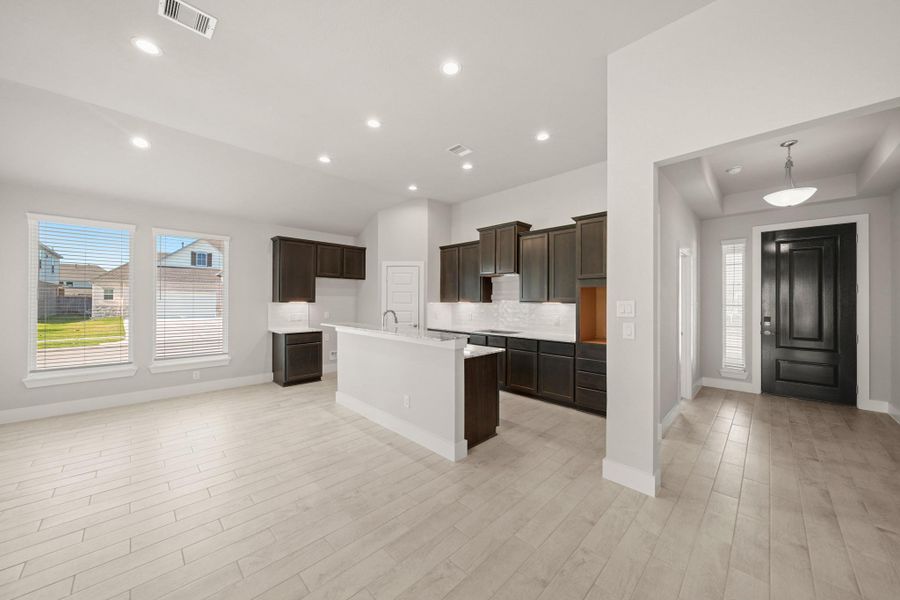 Image 39 of a home in Beacon Hill.