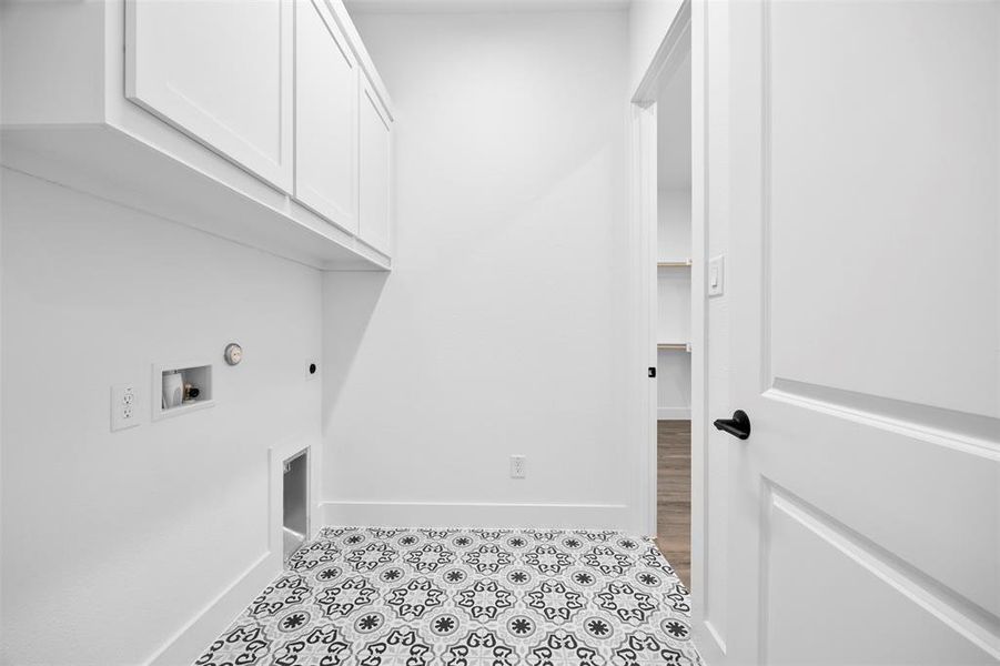 Spacious, unfurnished interior of a new home in , Waxahachie (Image 22).