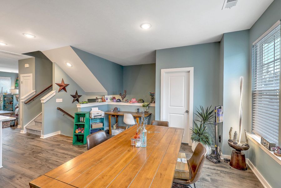 Furnished interior view inside a new home in , Hanahan (Image 30). Furnished interior view inside a new home in , Hanahan (Image 30).
