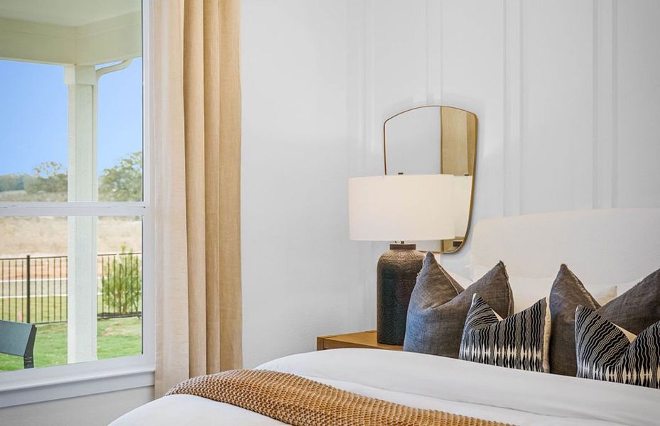 Representative interior finishes for a home built from the Compass by Del Webb in Del Webb Austin at Lost Pines, Bastrop (Image 57).