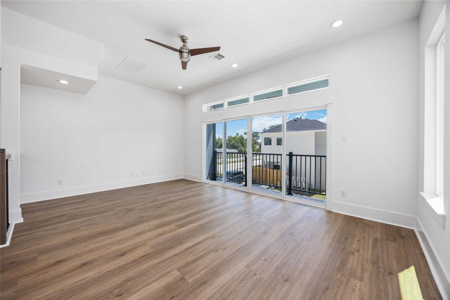 Spacious, unfurnished interior of a new home in , Houston (Image 19). Spacious, unfurnished interior of a new home in , Houston (Image 19).