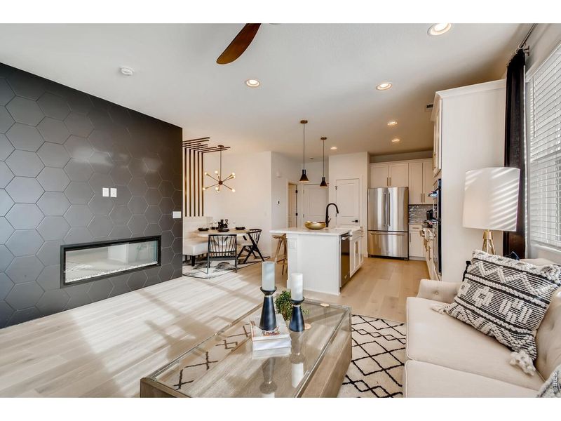 Furnished interior view inside a new home in Mountain Brook, Longmont (Image 7).