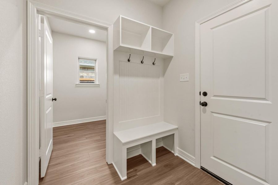 Furnished interior view inside a new home in , Bryan (Image 5).