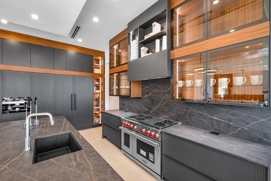 Image 43 of a home in .