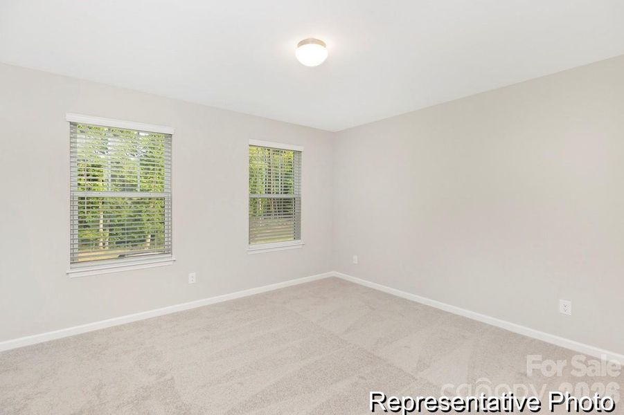 Spacious, unfurnished interior of a new home in Beaver Creek, Statesville (Image 17).