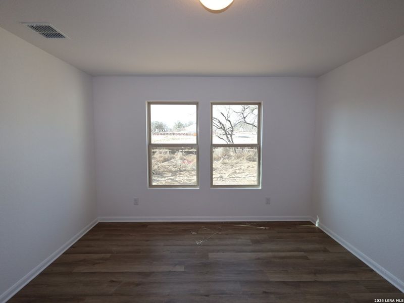 Spacious, unfurnished interior of a new home in Jordan's Ranch, San Antonio (Image 17). Spacious, unfurnished interior of a new home in Jordan's Ranch, San Antonio (Image 17).