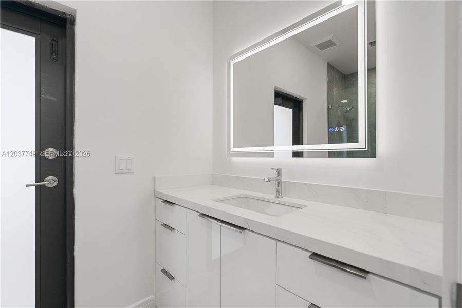 Image 39 of a home in .