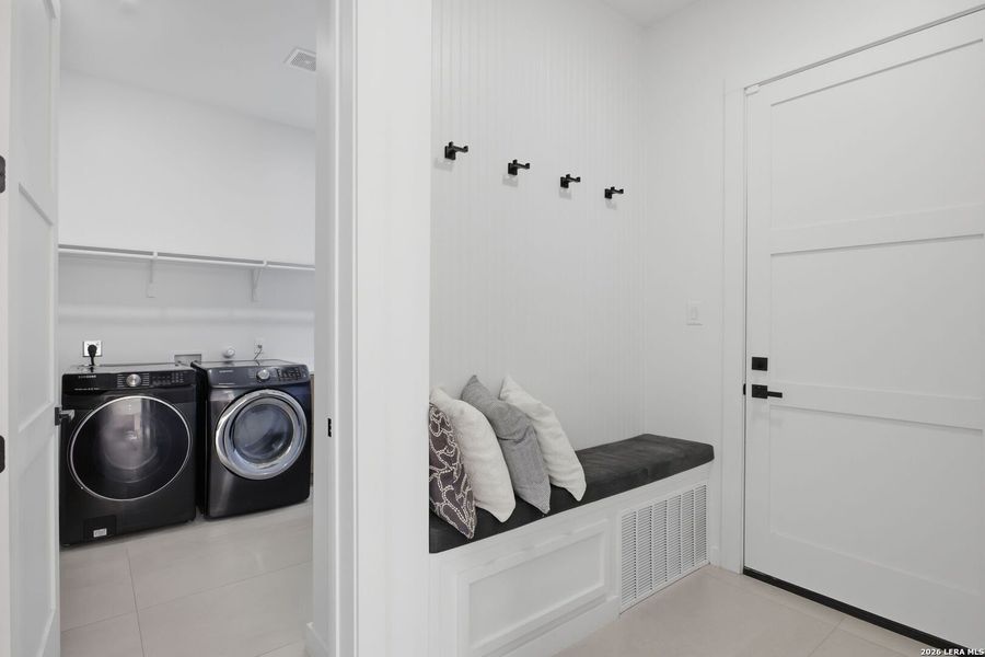 Furnished interior view inside a new home in , San Antonio (Image 34).