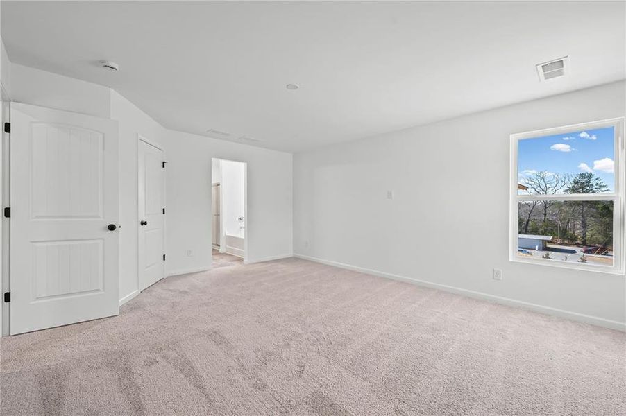 Spacious, unfurnished interior of a new home in Sage Woods, Dallas (Image 20).