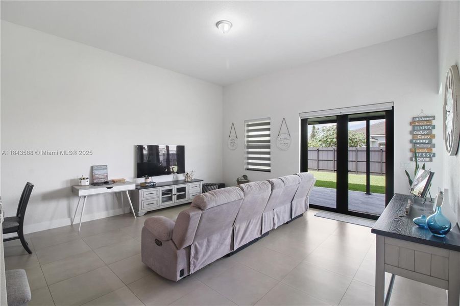 Furnished interior view inside a new home in , Homestead (Image 4).