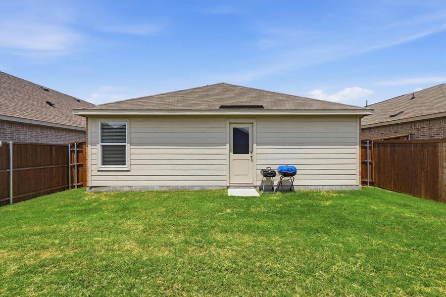 Exterior details and patio area of a home in , Forney (Image 3).