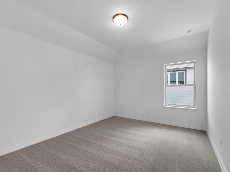 Spacious, unfurnished interior of a new home in Sunterra, Katy (Image 24).