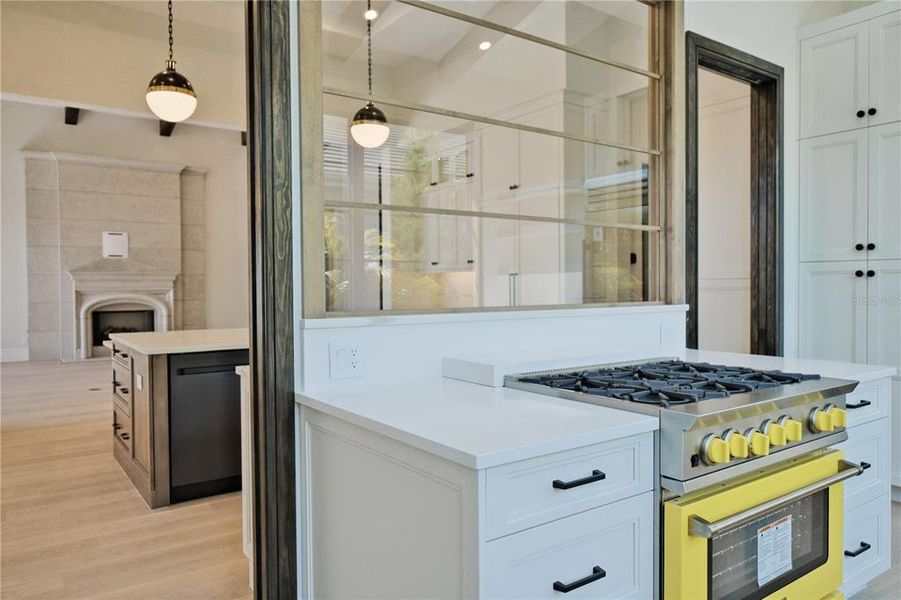 Furnished interior view inside a new home in , Bradenton (Image 10).