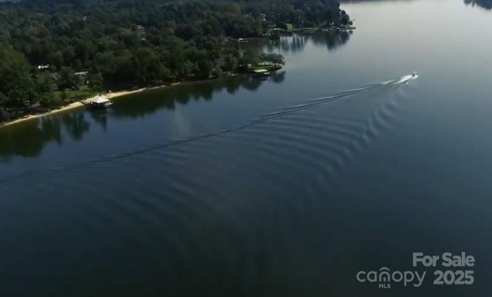 Nearby Lake Wylie Nearby Lake Wylie