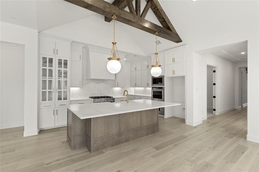 Furnished interior view inside a new home in Windsong Ranch – 61′, Prosper (Image 8). Furnished interior view inside a new home in Windsong Ranch – 61′, Prosper (Image 8).