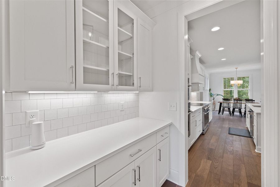 29-807 Crimson_7243 29-807 Crimson_7243