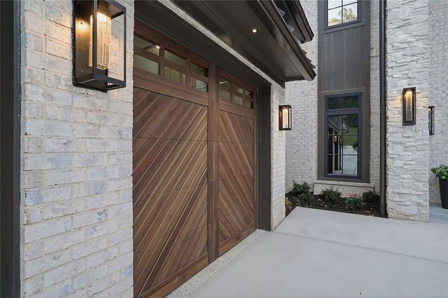 Exterior details and patio area of a home in , Alpharetta (Image 44).