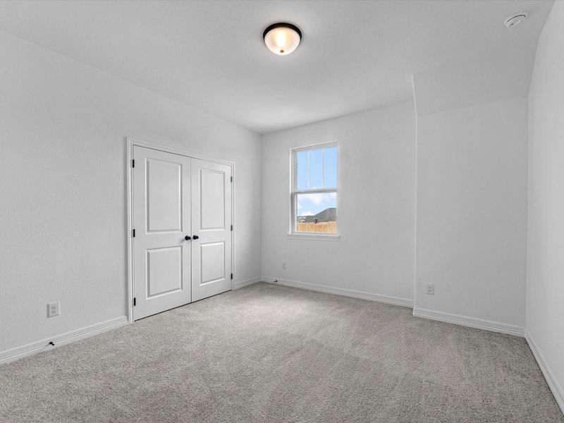 Spacious, unfurnished interior of a new home in Wildrye, Waller (Image 17).