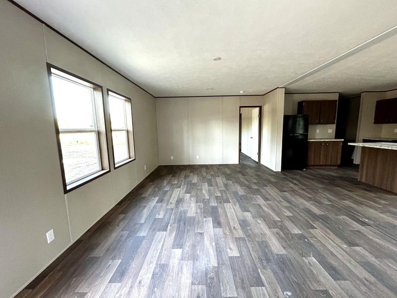 Spacious, unfurnished interior of a new home in , Holly Hill (Image 7).