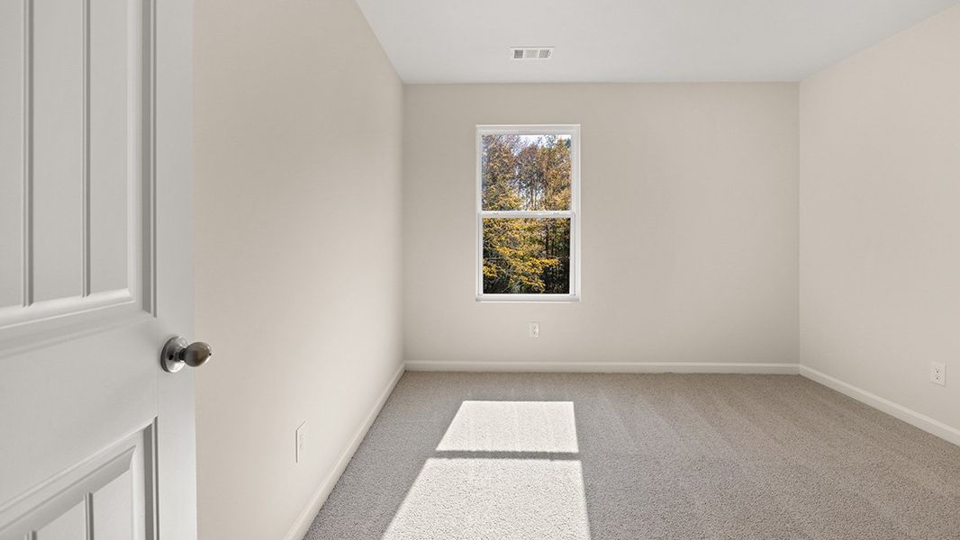 Representative unfurnished interior of a home built from the FLORA by D.R. Horton in Thompson Ridge, Dallas (Image 21). Representative unfurnished interior of a home built from the FLORA by D.R. Horton in Thompson Ridge, Dallas (Image 21).
