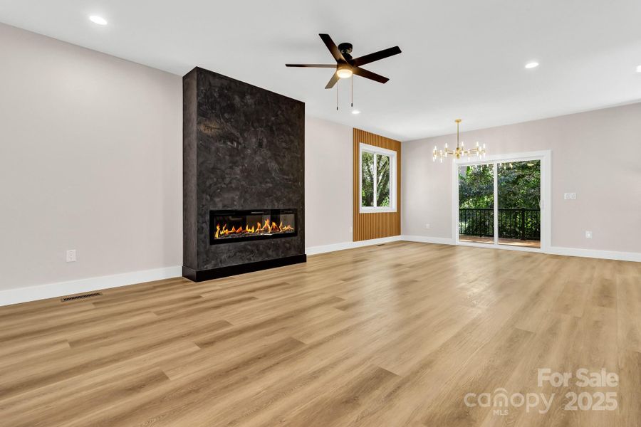 Spacious, unfurnished interior of a new home in , Asheville (Image 35).