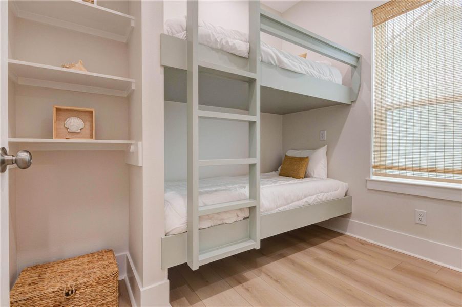 Furnished interior view inside a new home in , Galveston (Image 30).