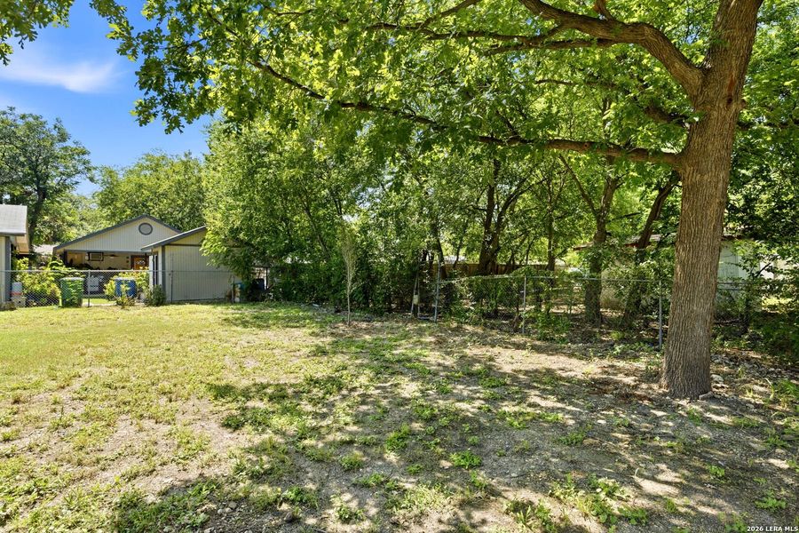 Natural landscape and outdoor views near in San Antonio (Image 29). Natural landscape and outdoor views near in San Antonio (Image 29).