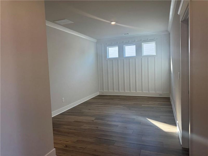 Spacious, unfurnished interior of a new home in Rosewood Lake Preserve, Hoschton (Image 14).