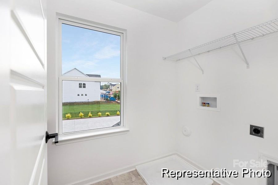 Spacious, unfurnished interior of a new home in Mooreland Oaks, Mount Holly (Image 17).