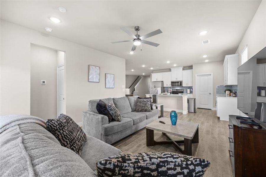 Furnished interior view inside a new home in Santorini, Seagoville (Image 8).