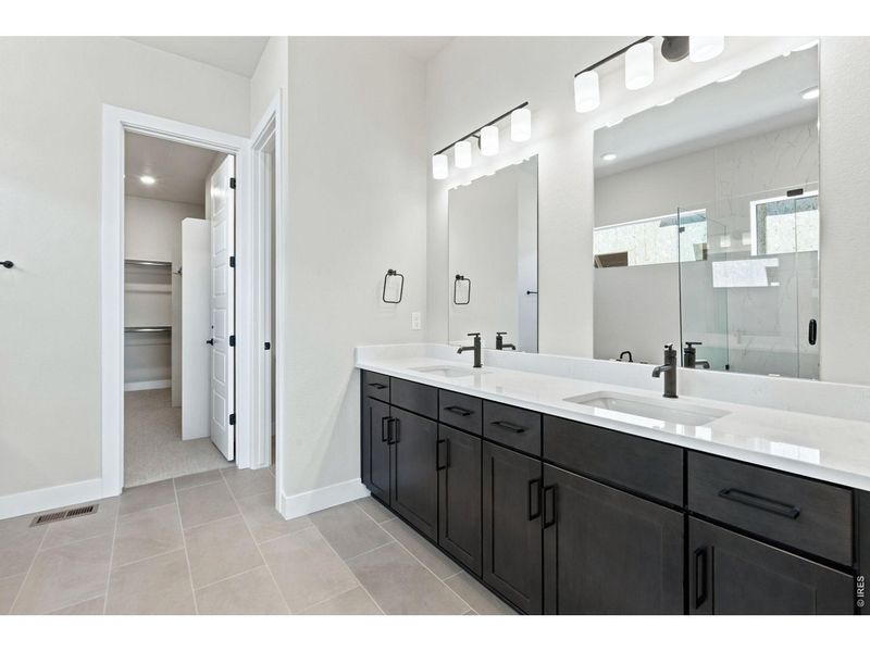 Furnished interior view inside a new home in RainDance, Windsor (Image 4).