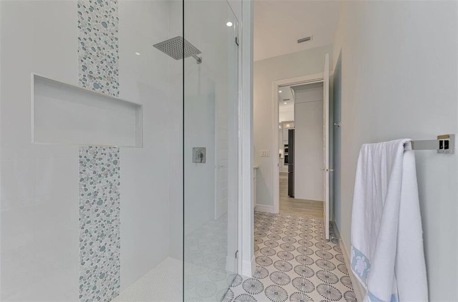 Image 28 of a home in .