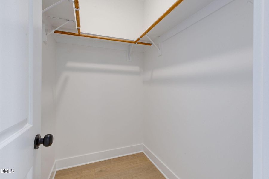 51-web-or-mls-Roombiance51