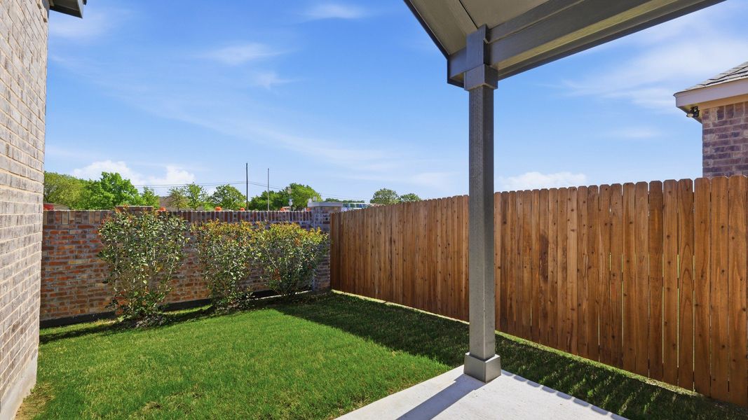 Exterior details and patio area of a home in Green Oaks Preserve, Arlington (Image 4). Exterior details and patio area of a home in Green Oaks Preserve, Arlington (Image 4).