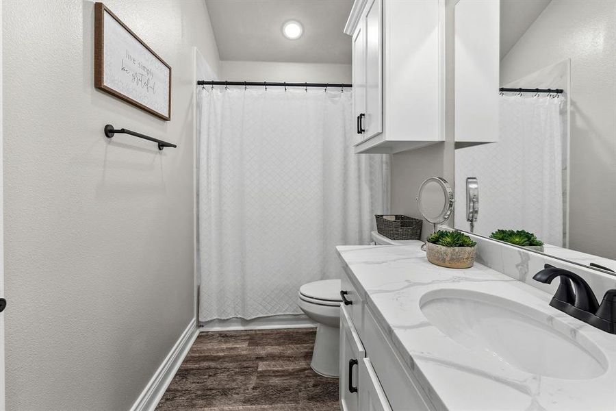 Furnished interior view inside a new home in , Greenville (Image 14).