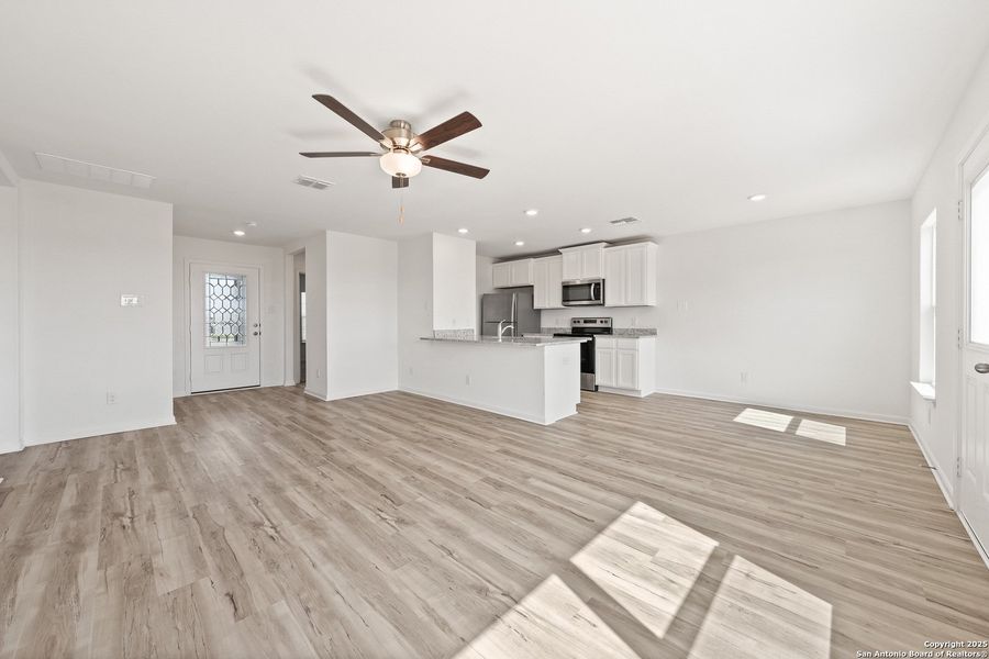 Image 21 of a home in Rosewood Estates.