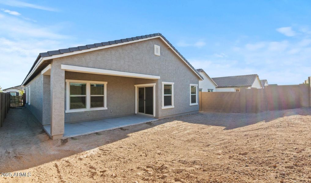 MR Lot #69 Back Exterior 2 (Large)