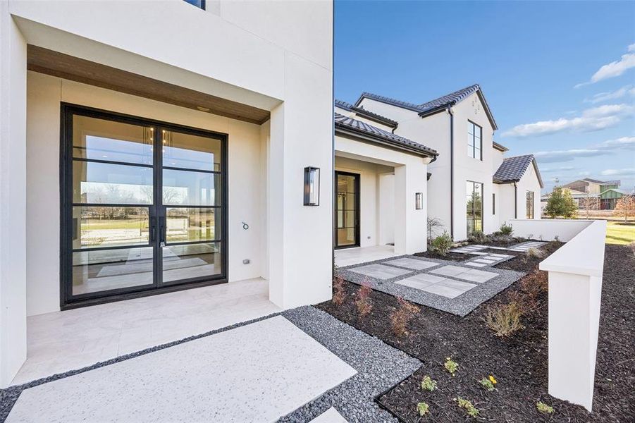 Exterior details and patio area of a home in , Bartonville (Image 3).