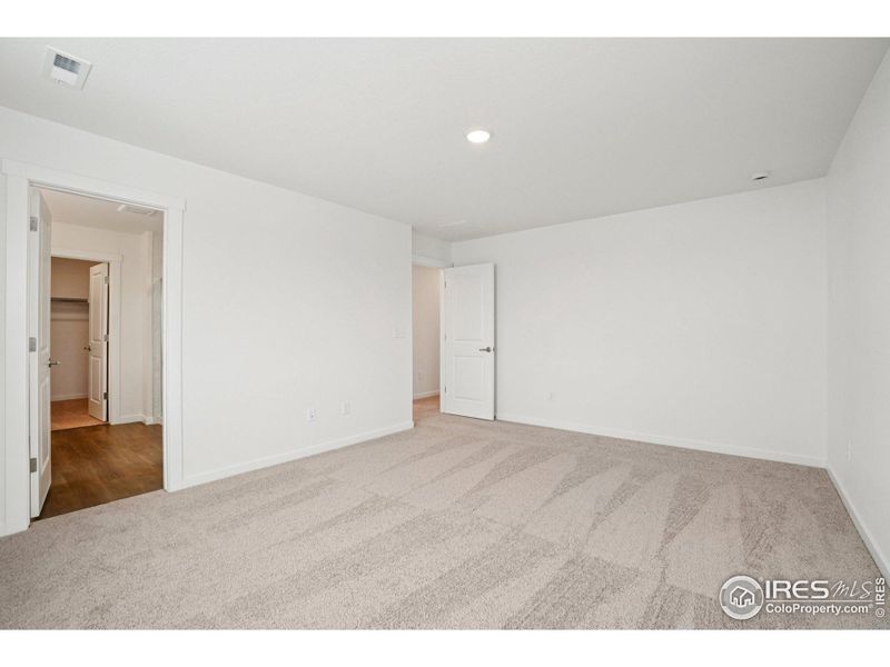 Spacious, unfurnished interior of a new home in Bloom, Fort Collins (Image 12). Spacious, unfurnished interior of a new home in Bloom, Fort Collins (Image 12).