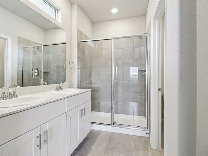 Furnished interior view inside a new home in Southridge, Princeton (Image 7).