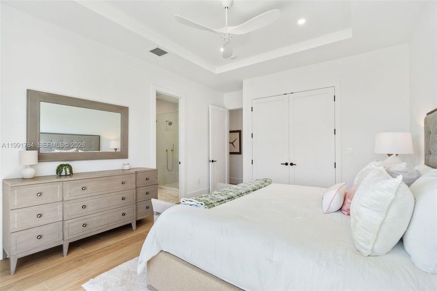 Furnished interior view inside a new home in , Key Largo (Image 62).