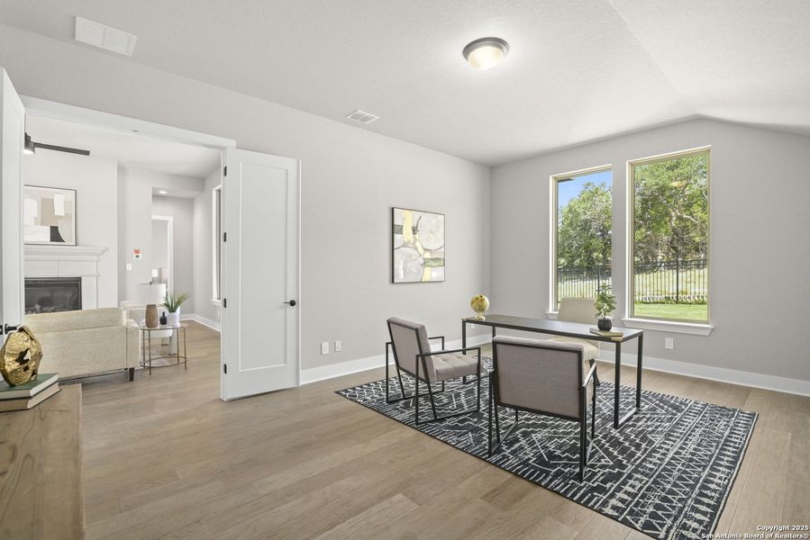 Furnished interior view inside a new home in Esperanza - 70', Boerne (Image 12).